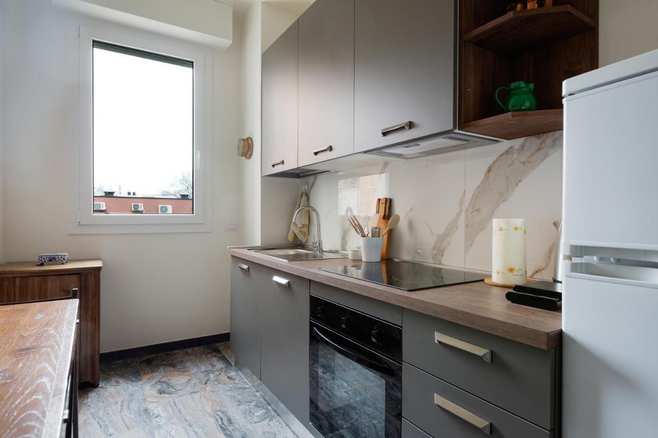 Dergano Comfy Apartment - 250 M Far From M3 Milano Exterior foto