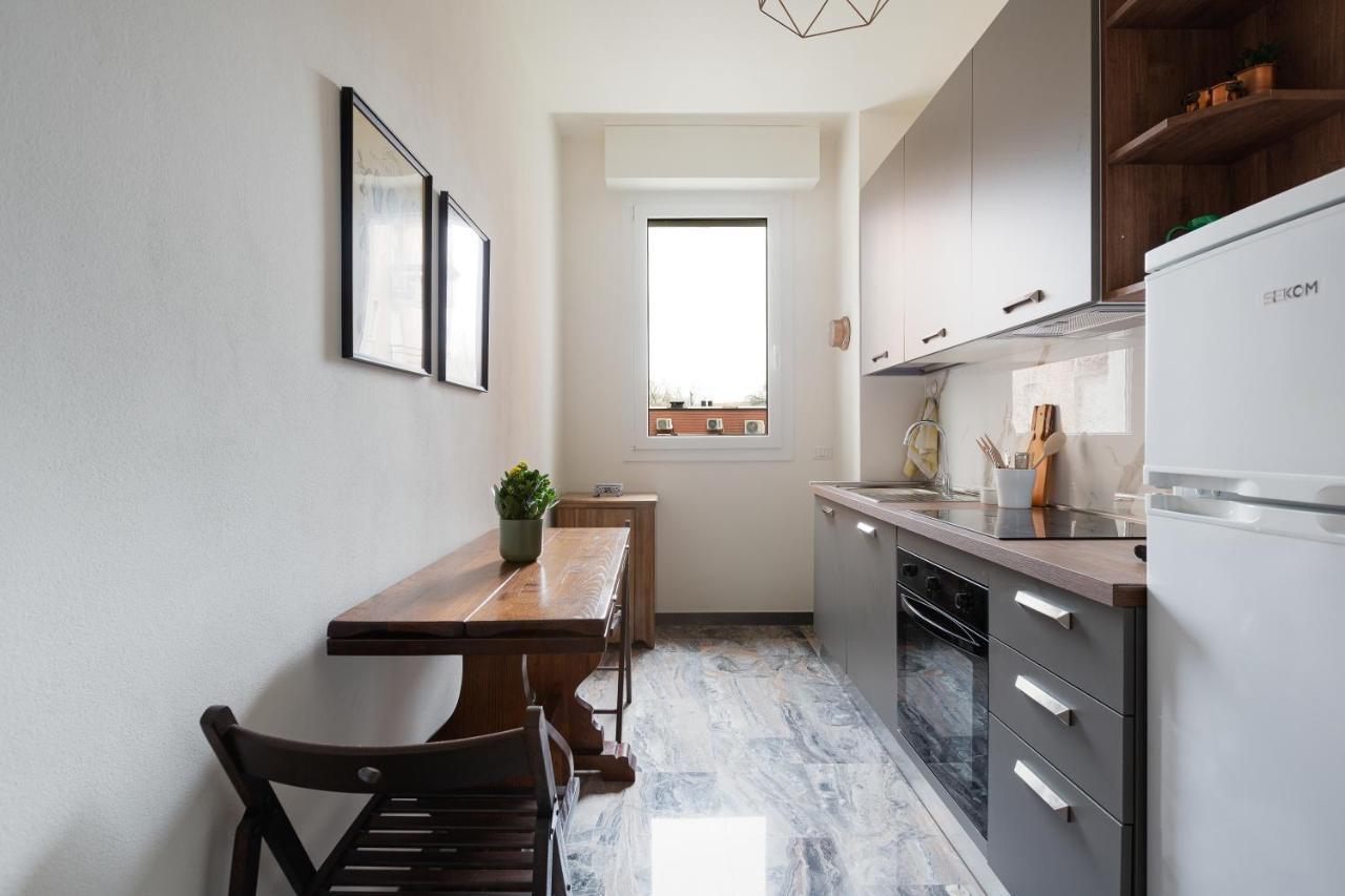 Dergano Comfy Apartment - 250 M Far From M3 Milano Exterior foto